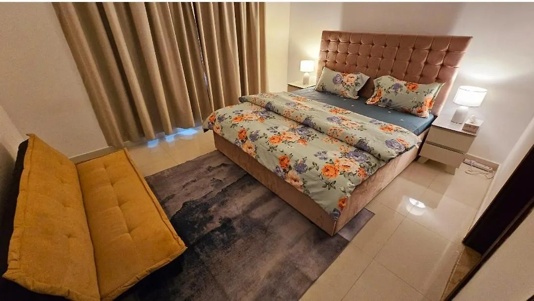 Elegant Villa Rooms In Dubai Near Airport Privat bolig